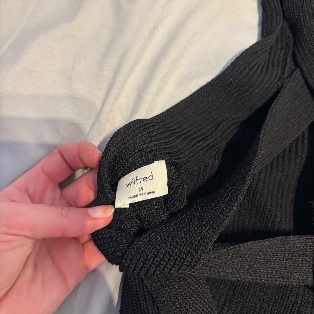 Aritzia Black Cayanne Tank | NWOT - Picture 6 of 7